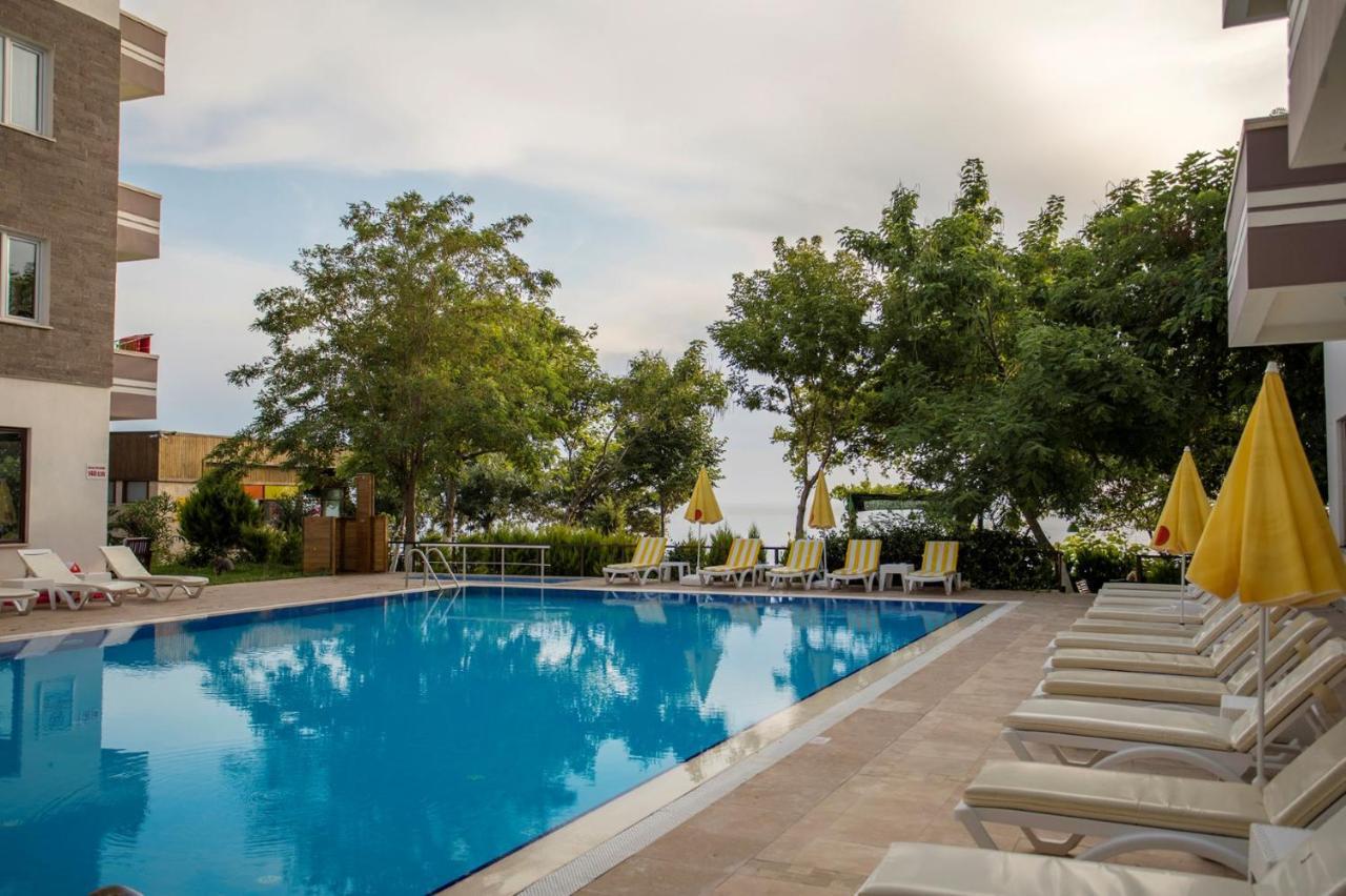 Troas Beach Hotel Tavakli Exterior photo