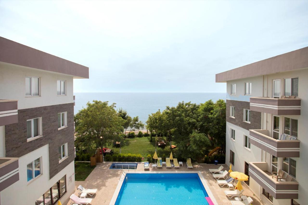 Troas Beach Hotel Tavakli Exterior photo